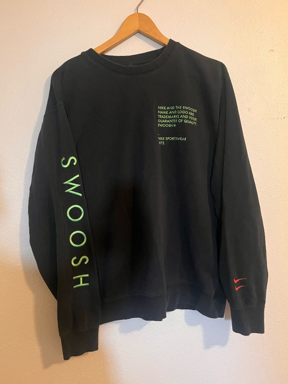 Nike | Double Swoosh Crew Neck Sweatshirt | Large